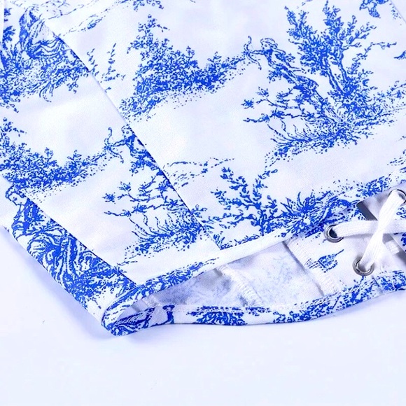 White & blue lace up square neck corset top - Picture 16 of 16